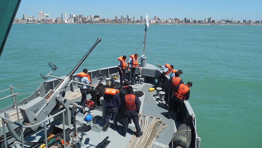 Cadetes de la Escuela Naval Militar navegaron en el aviso ARA “Alférez Sobral”