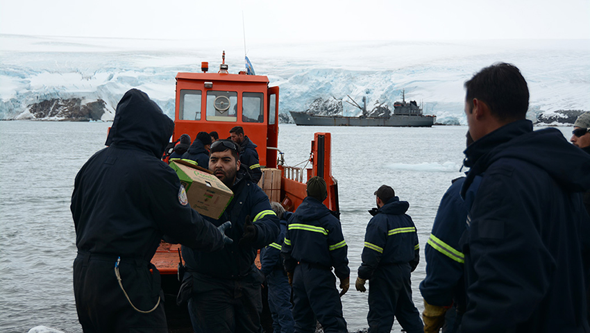 El “San Blas” operó en la base Carlini