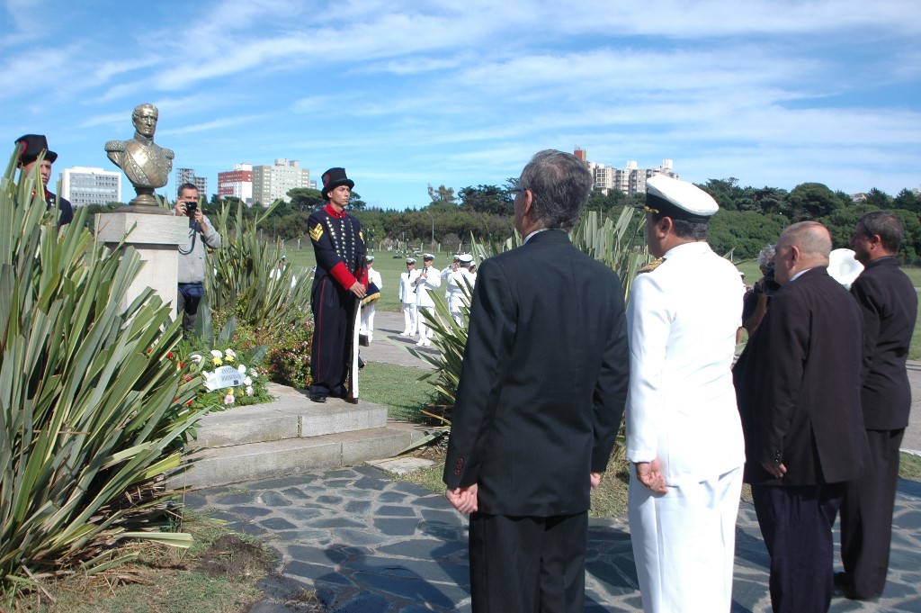 Homenaje al prócer naval en la Base Naval Mar del Plata
