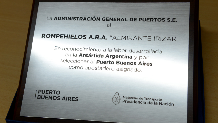 Distinción para el rompehielos ARA “Almirante Irízar”