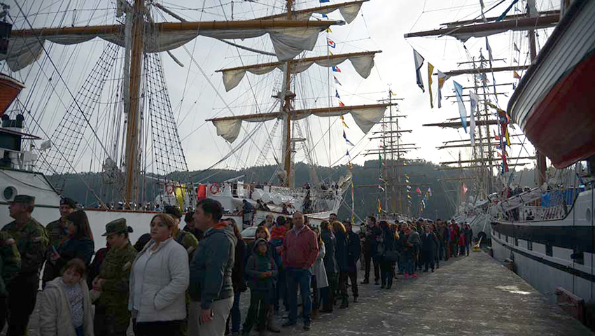 Los Grandes Veleros abrieron sus puertas en Talcahuano