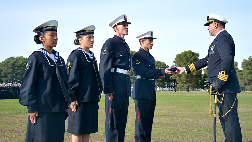 Agradezco a la Armada por todo, el uniforme que significa para mí mucho y honor” Gaceta Marinera