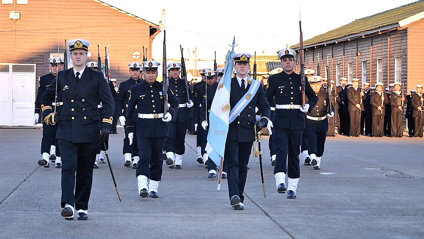 Día de la Bandera en la Fuerza de Infantería de Marina Austral