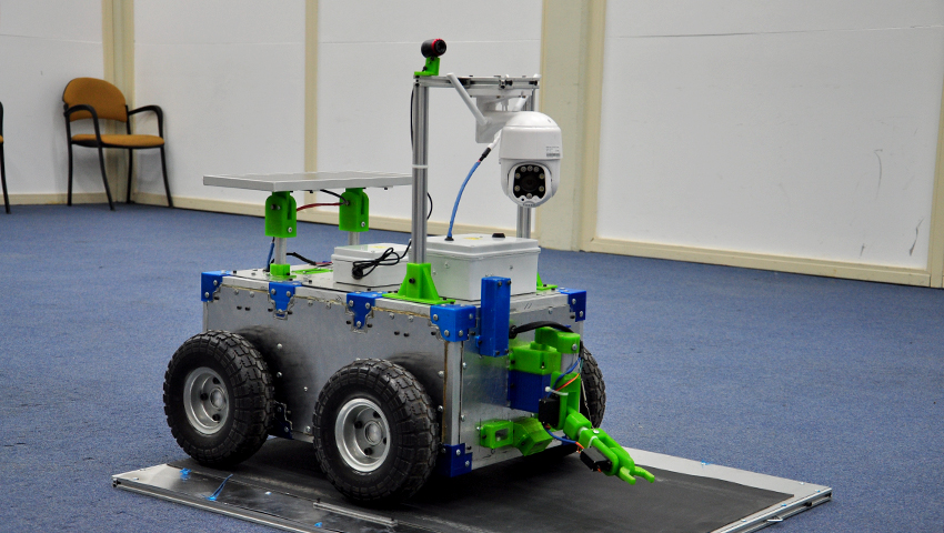Se presentó un robot para empleo científico en la Antártida