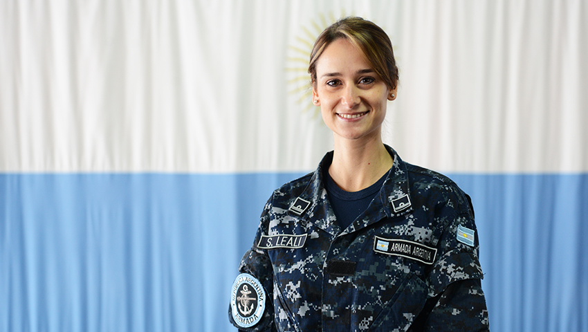 “Mi trabajo permite acercar la Armada Argentina a las personas; me agrada y enorgullece”
