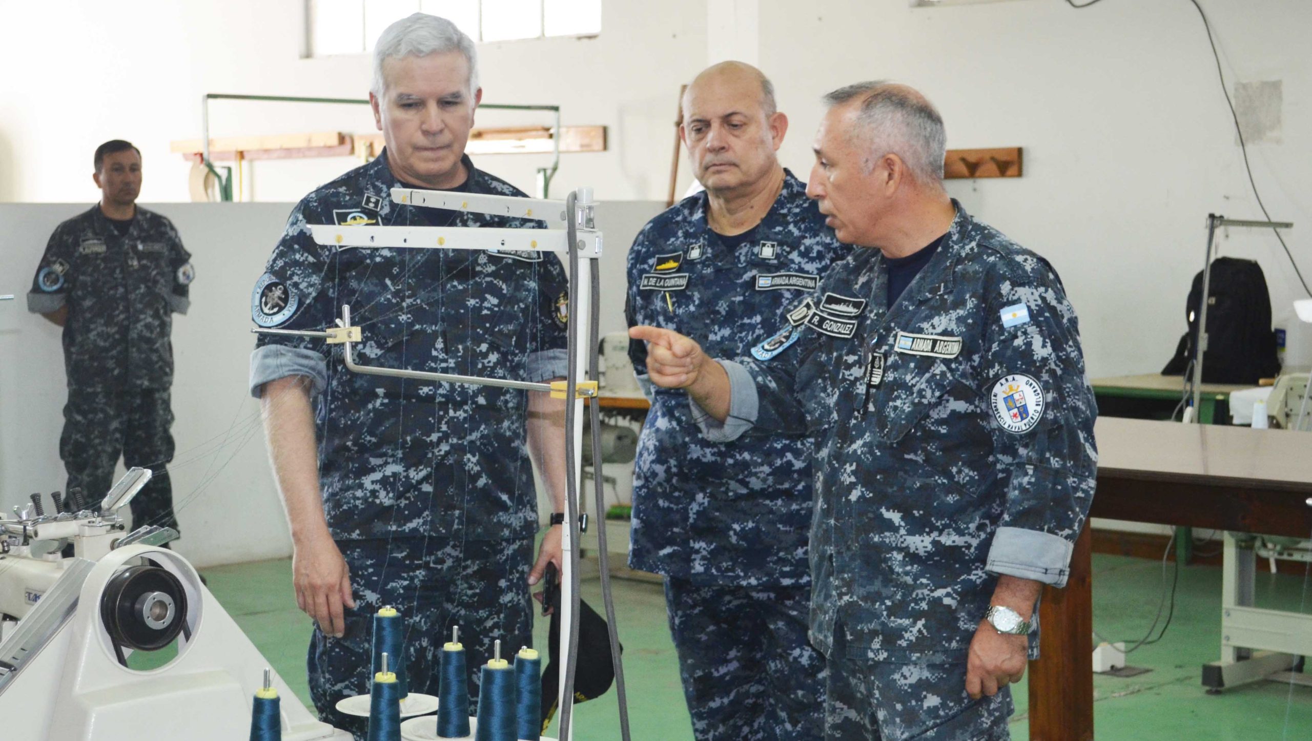 El Comandante de Adiestramiento y Alistamiento de la Armada recorrió la Intendencia Naval Puerto Belgrano