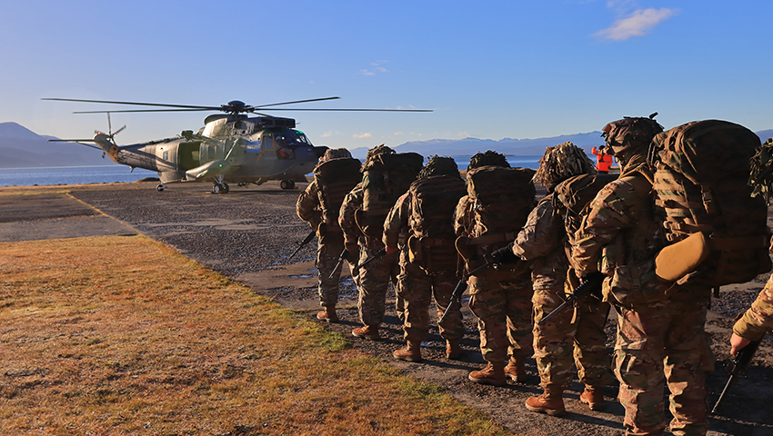 Adiestramiento helitransportado en Ushuaia