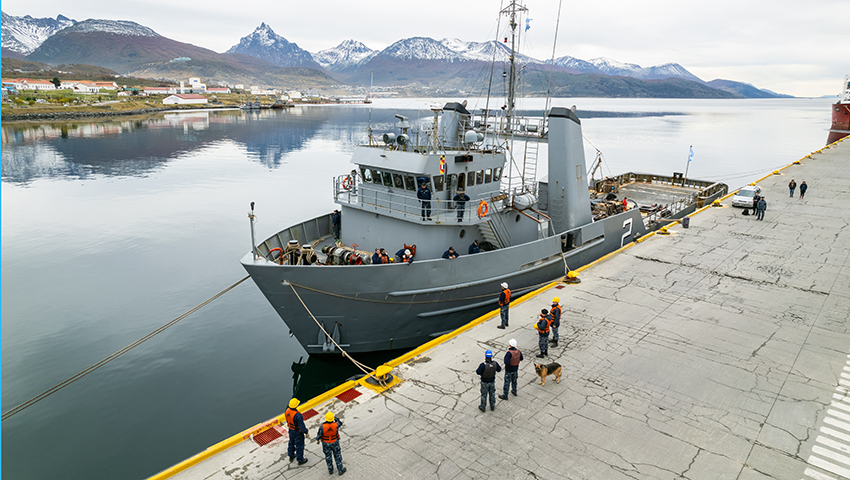 El aviso “Olivieri” arribó a la ciudad de Ushuaia