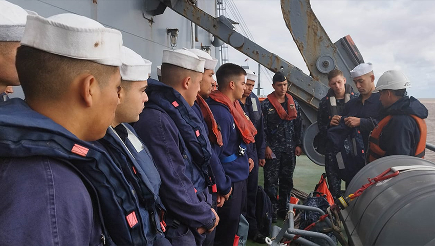 Aspirantes navales de la Escuela de Suboficiales de la Armada realizaron una navegación de instrucción