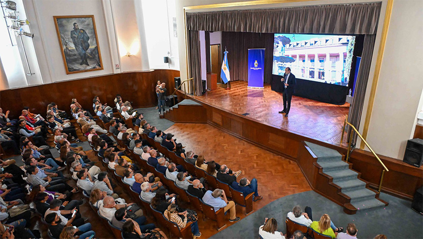 La Armada participó de la presentación de un plan de desarrollo portuario